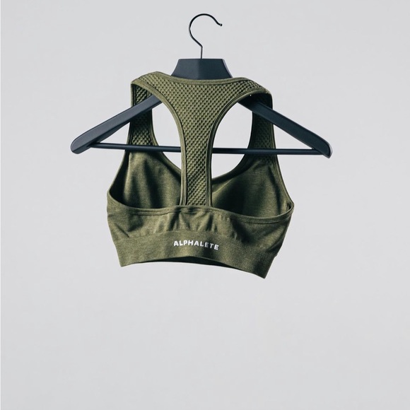 Alphalete impact bra in aspen - Picture 4 of 6